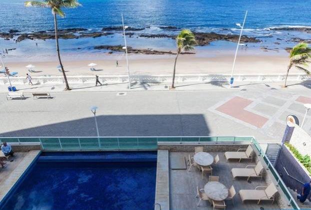 Apart Flat Farol Da Barra Salvador Exterior photo